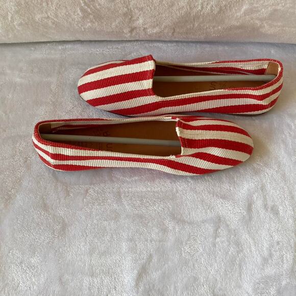 NWOT Unisa Red and White Stripe Espadrille Style Flats Size 6.5 - Picture 2 of 5